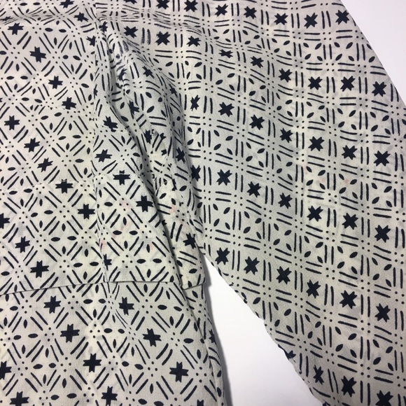 HD in Paris Anthropologie 100% SILK Blouse Top - Picture 5 of 8